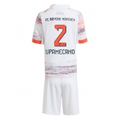 Bayern Munich Dayot Upamecano #2 Udebanetrøje Børn 2025-26 Kort ærmer (+ bukser)