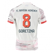 Bayern Munich Leon Goretzka #8 Udebanetrøje 2025-26 Kort ærmer