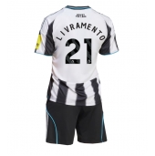 Newcastle United Tino Livramento #21 Hjemmebanetrøje Børn 2025-26 Kort ærmer (+ bukser)